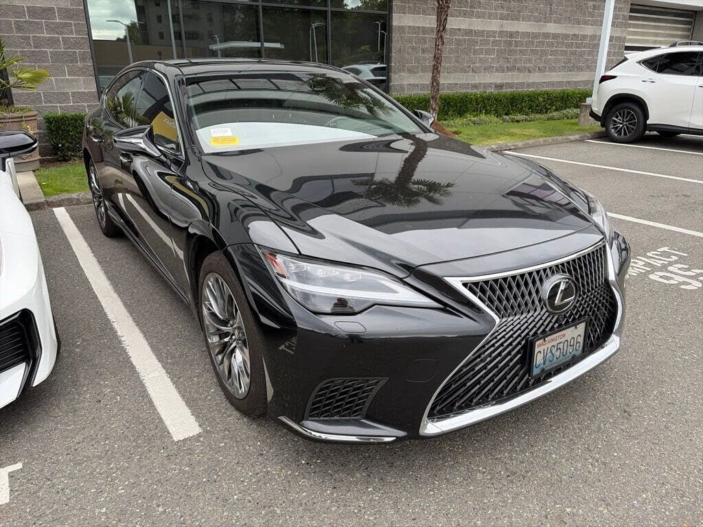 2023 Lexus LS