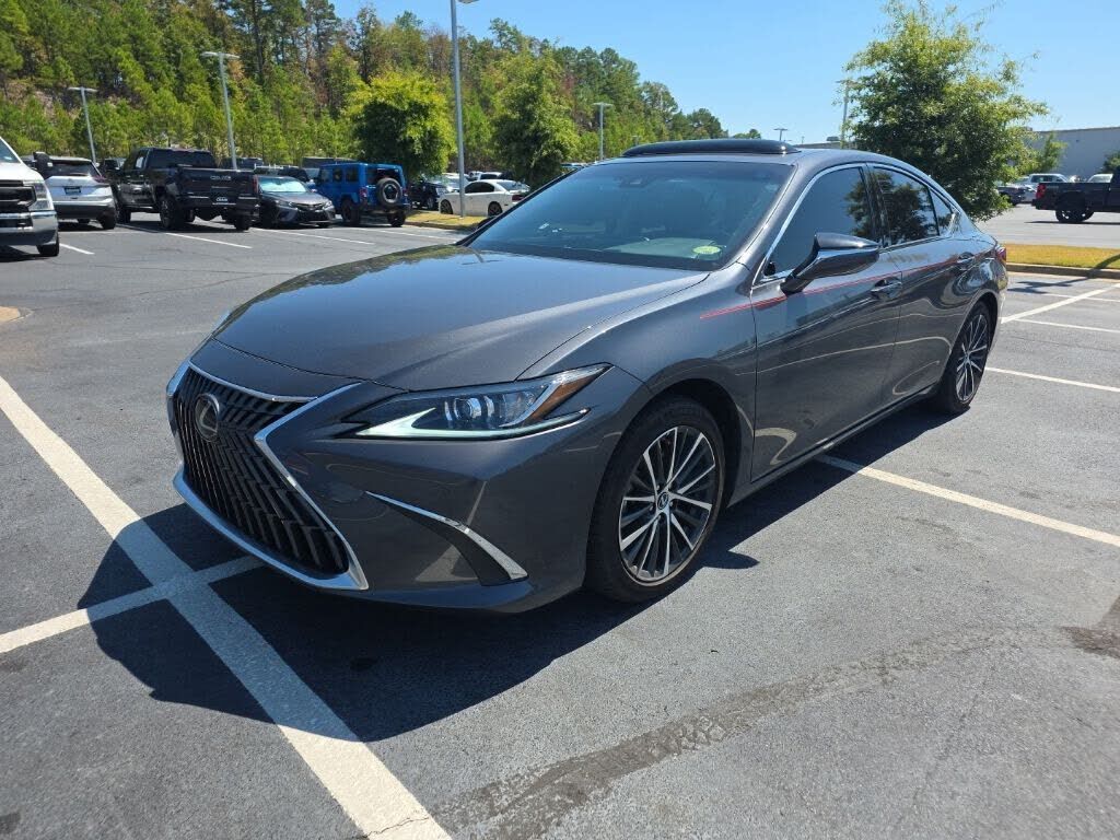 2022 Lexus ES
