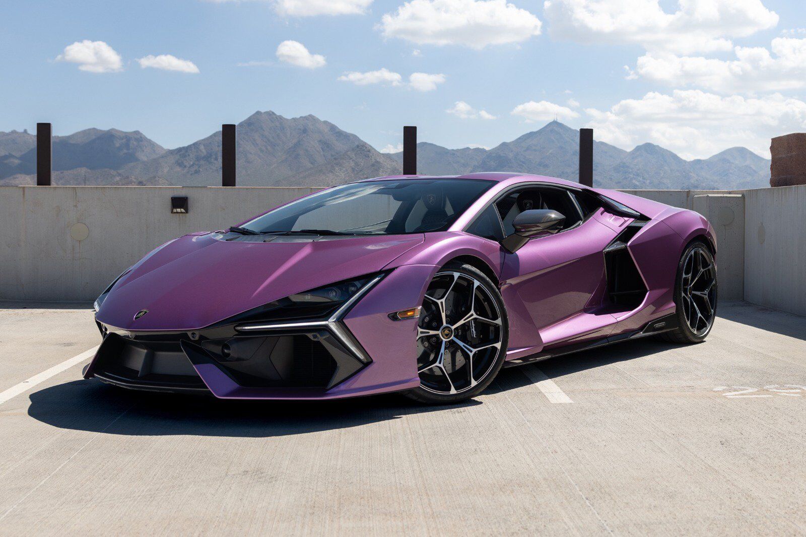 2026 LAMBORGHINI Revuelto