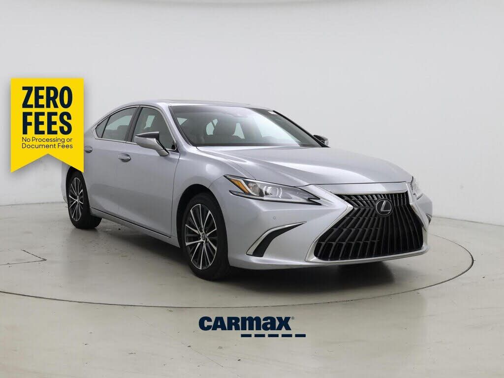 2025 LEXUS ES