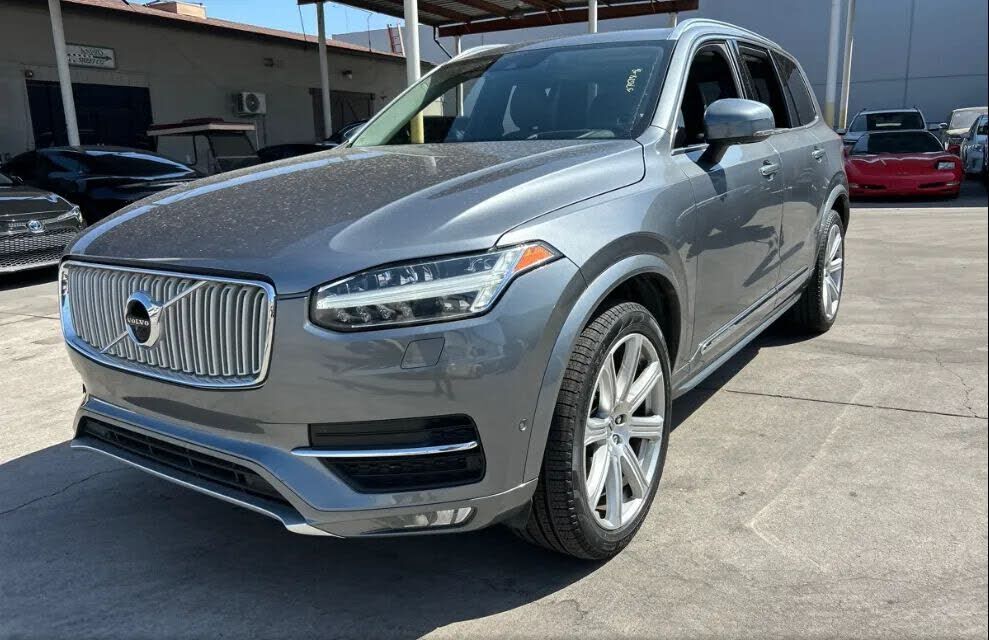 2019 VOLVO XC90