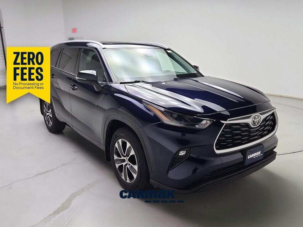 2022 TOYOTA Highlander
