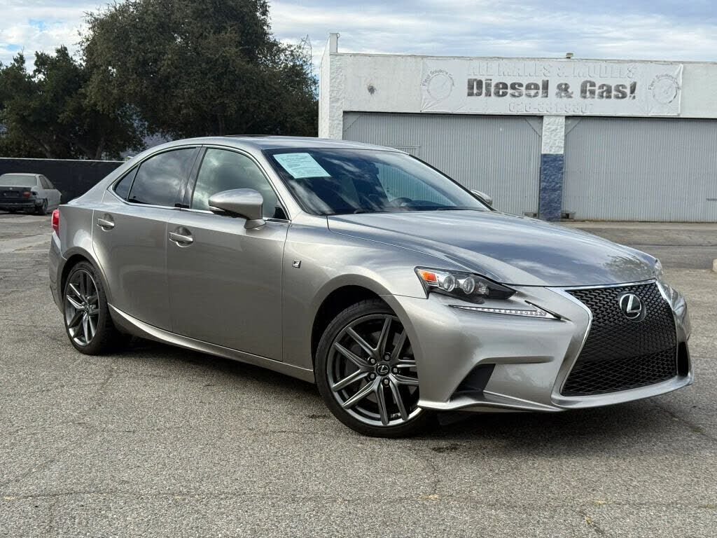 2015 LEXUS IS