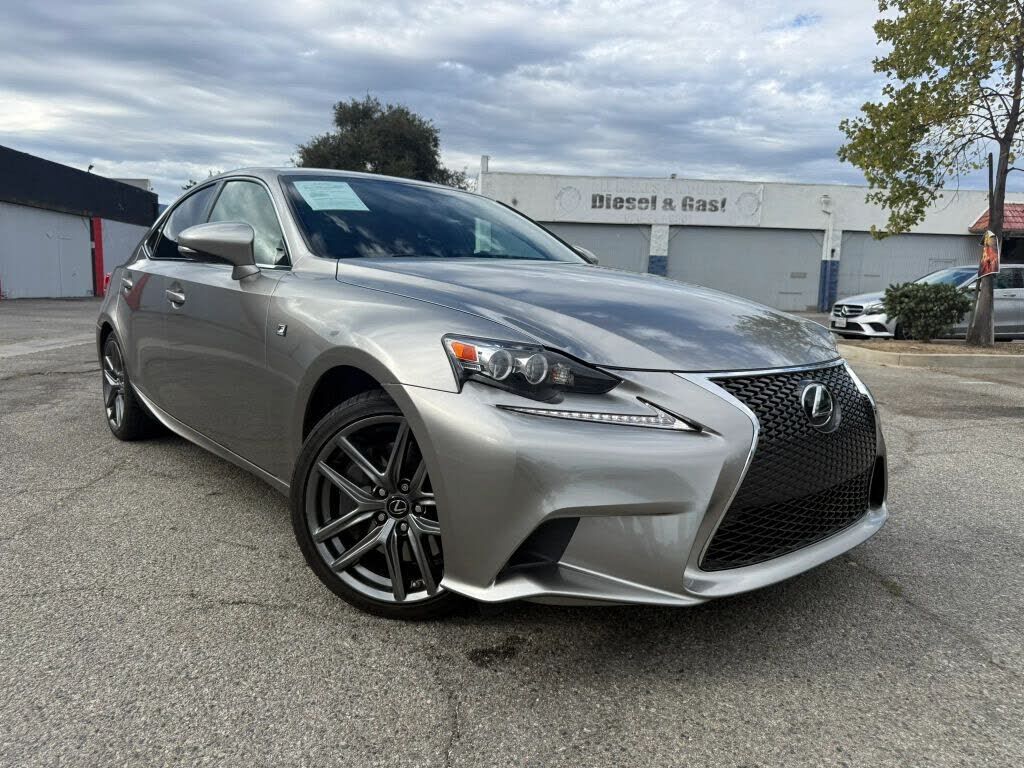 2015 Lexus IS