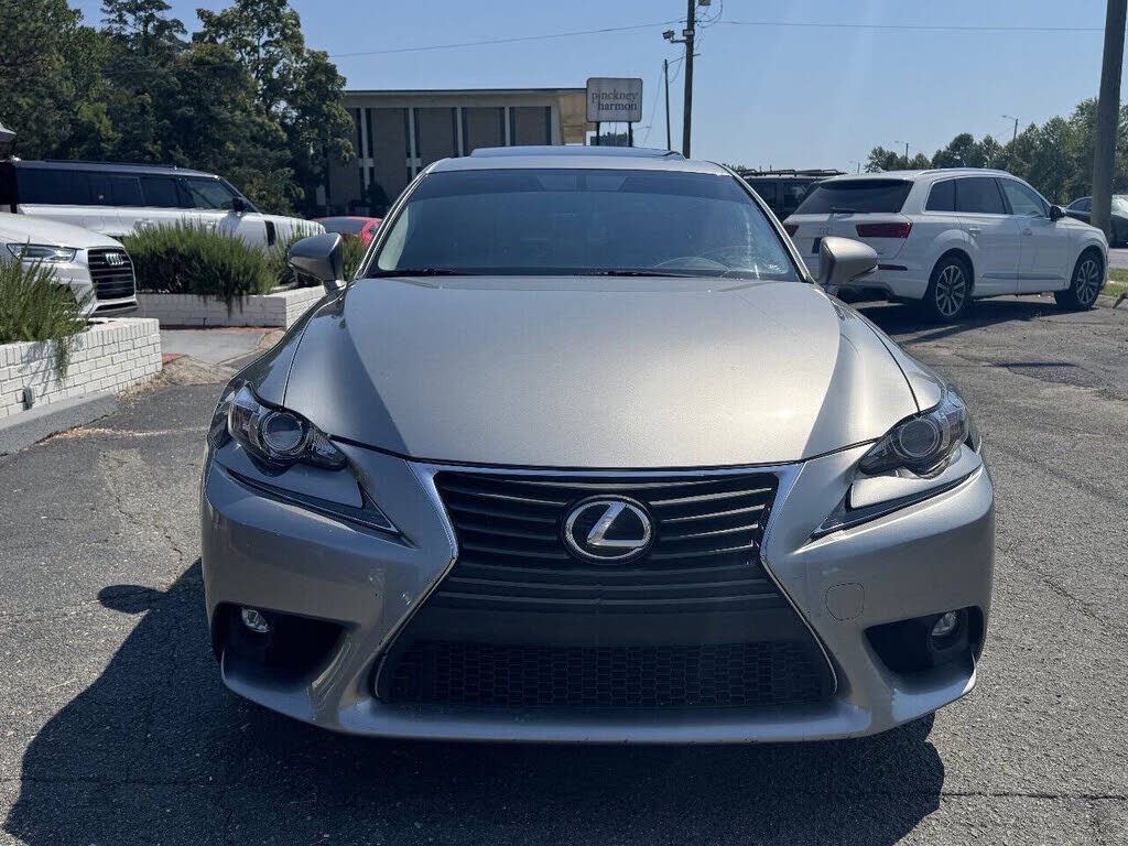 2016 Lexus IS