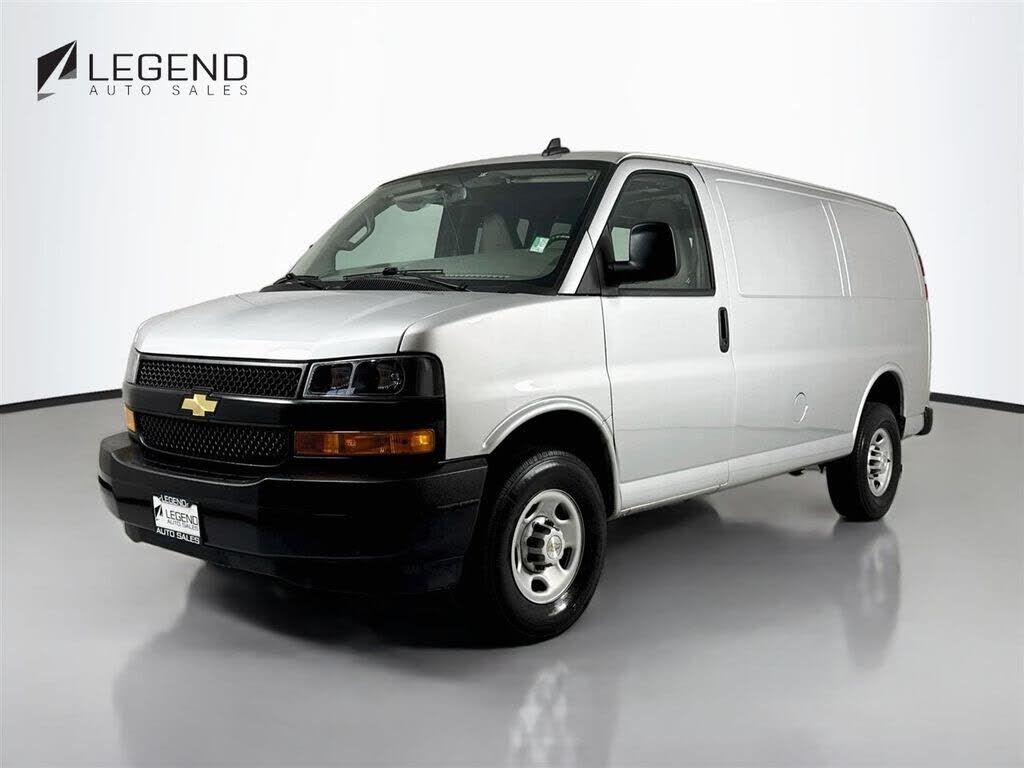 2023 CHEVROLET Express