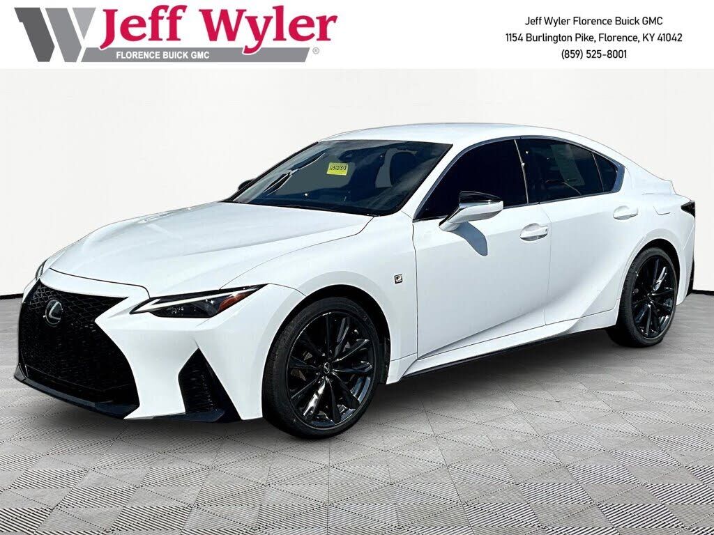 2021 LEXUS IS