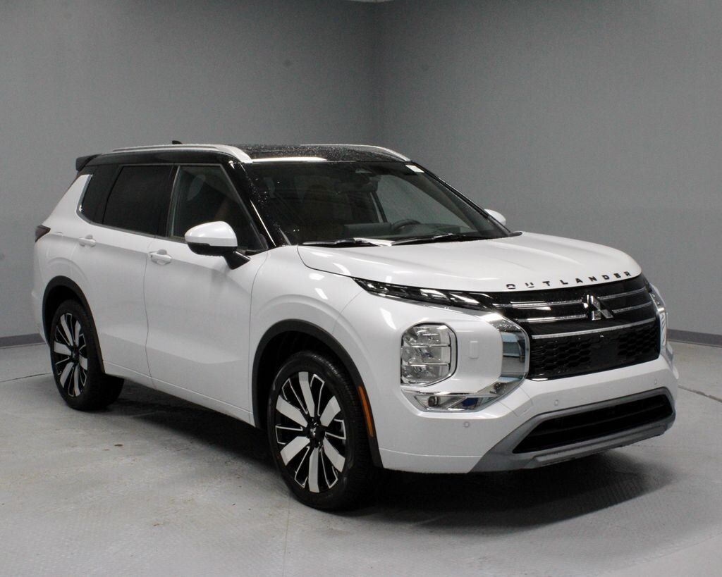 2026 MITSUBISHI Outlander