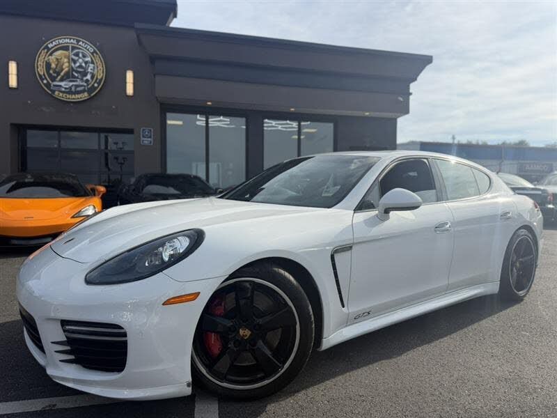 2015 PORSCHE Panamera