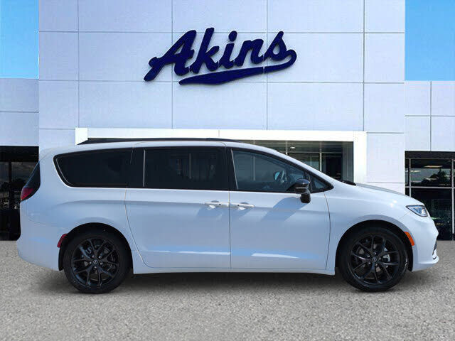 2025 CHRYSLER Pacifica