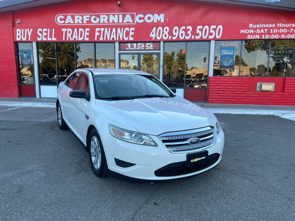 2010 FORD Taurus