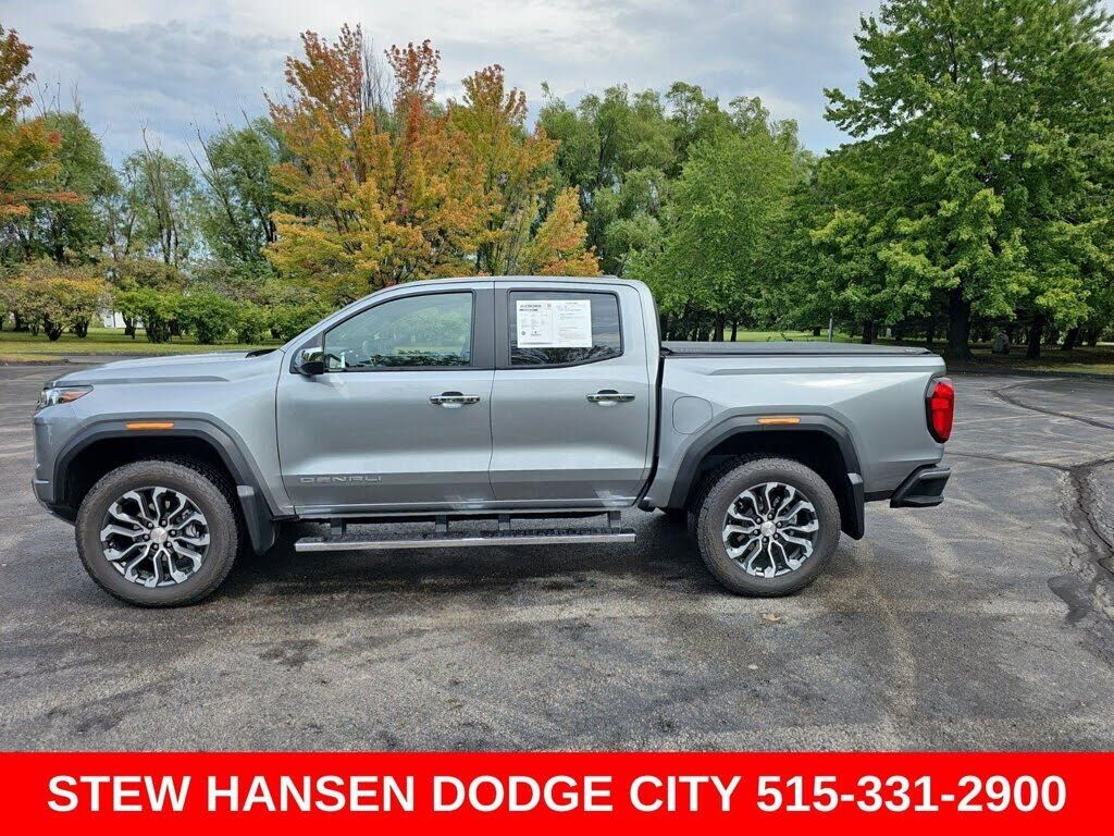 2025 GMC Canyon