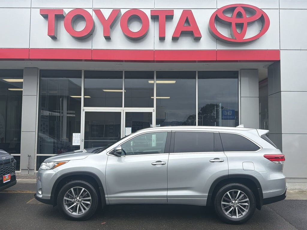 2018 TOYOTA Highlander