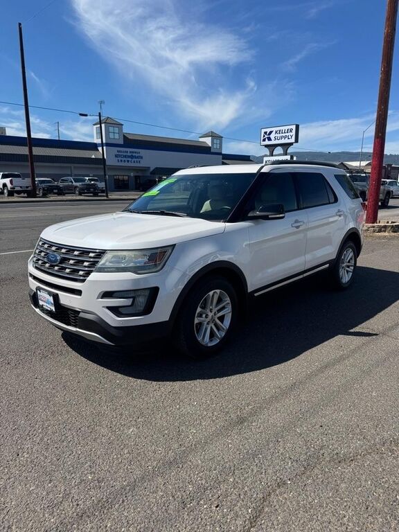 2017 FORD Explorer