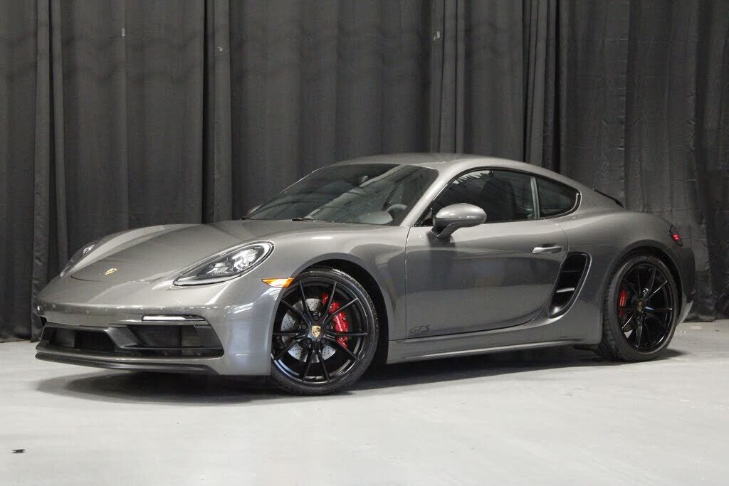 2018 PORSCHE 718