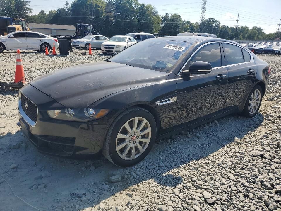 2019 JAGUAR XE