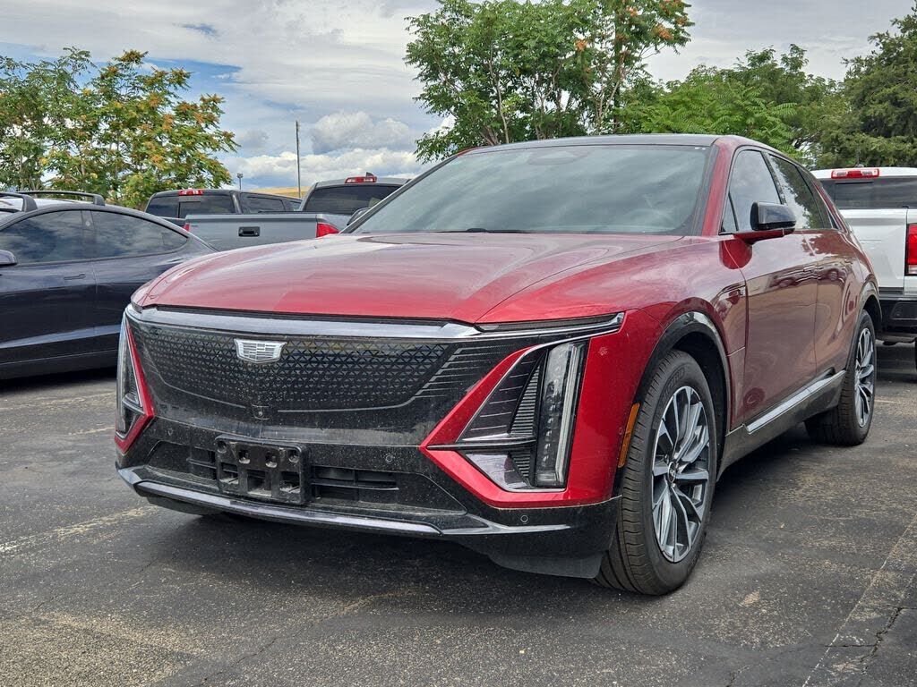 2024 CADILLAC Lyriq