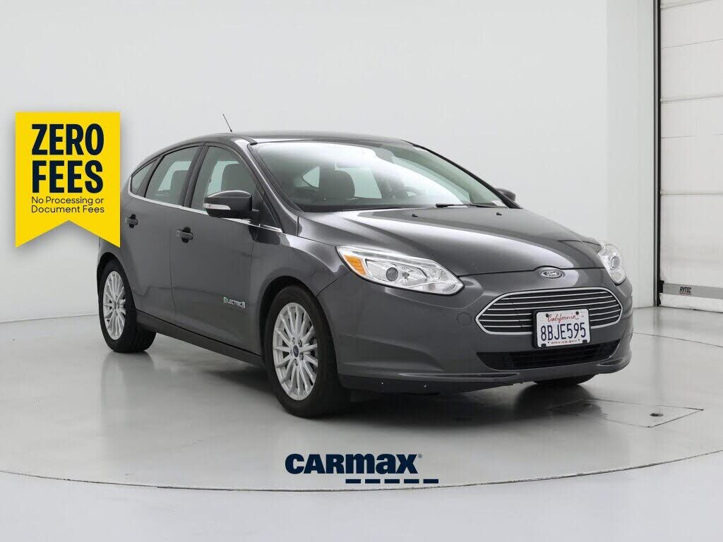 2017 FORD Focus