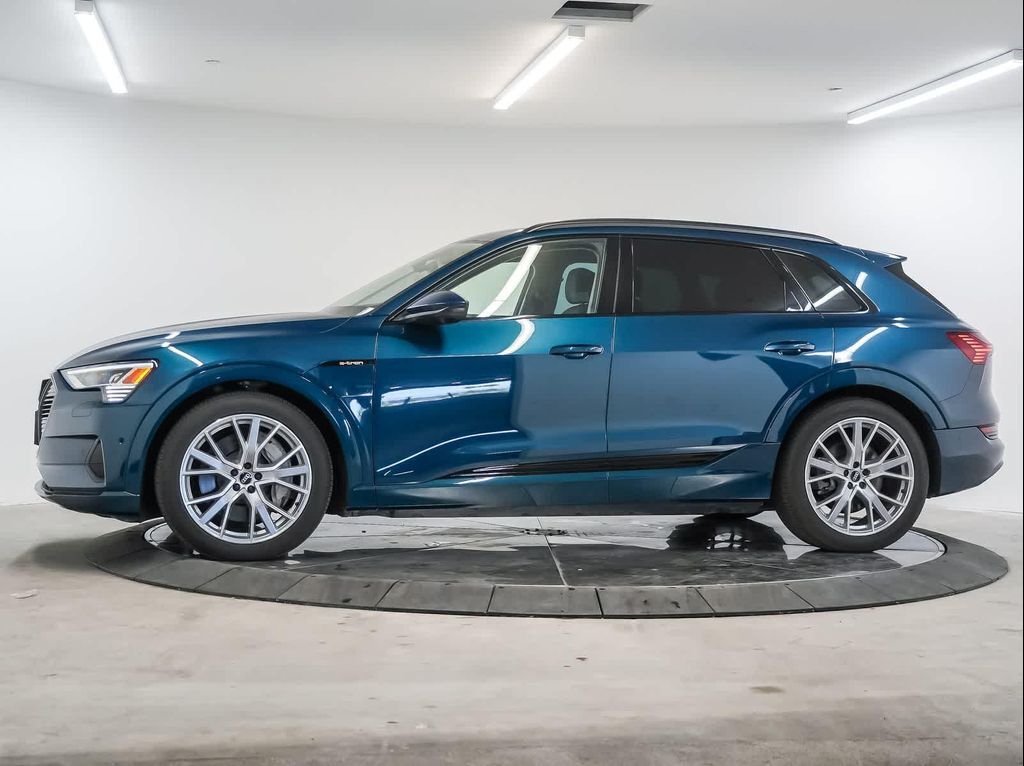 2021 Audi e-tron