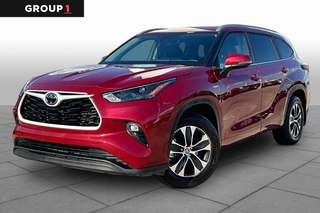 2026 TOYOTA Highlander