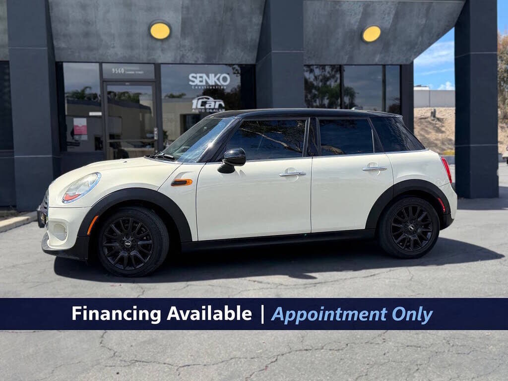 2017 MINI Cooper
