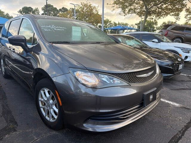 2017 CHRYSLER Pacifica