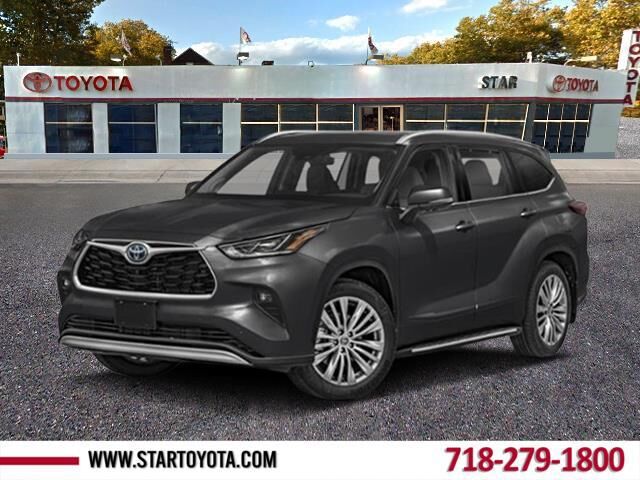 2026 TOYOTA Highlander