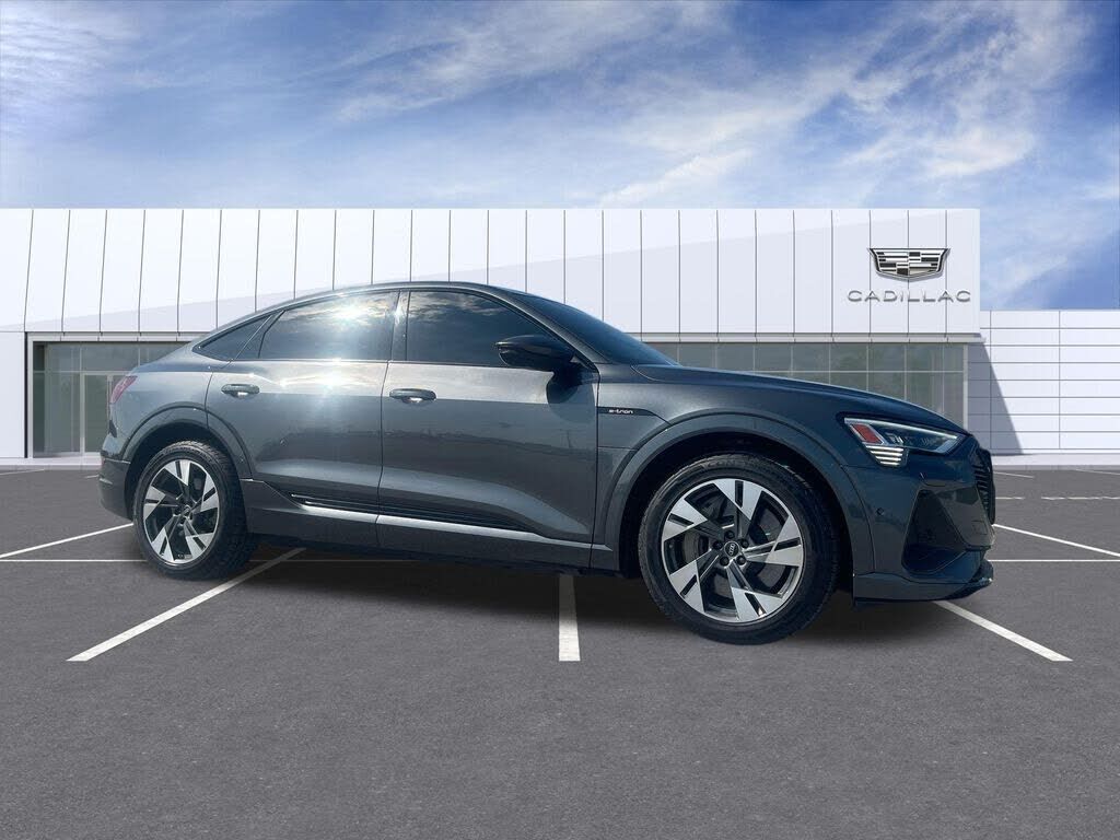 2022 AUDI e-tron Sportback