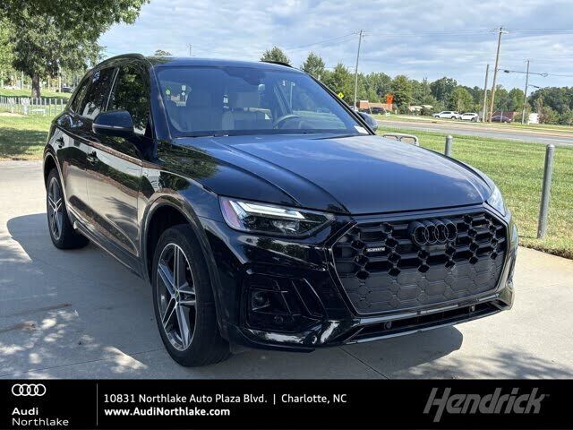 2024 AUDI Q5 e