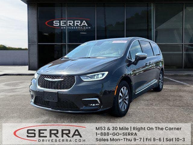 2023 CHRYSLER Pacifica