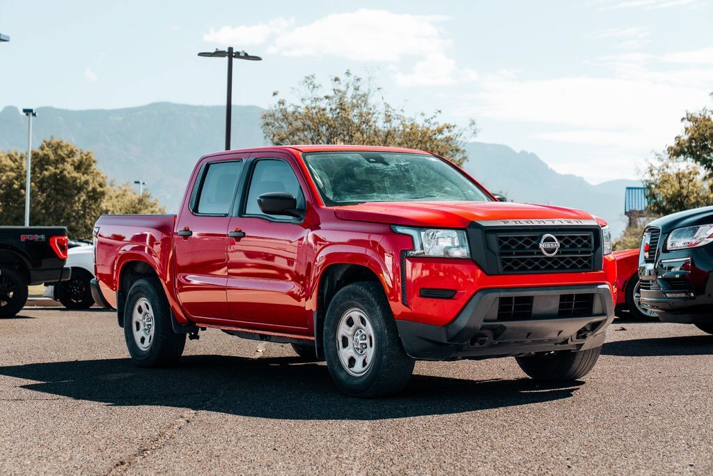 2022 NISSAN Frontier