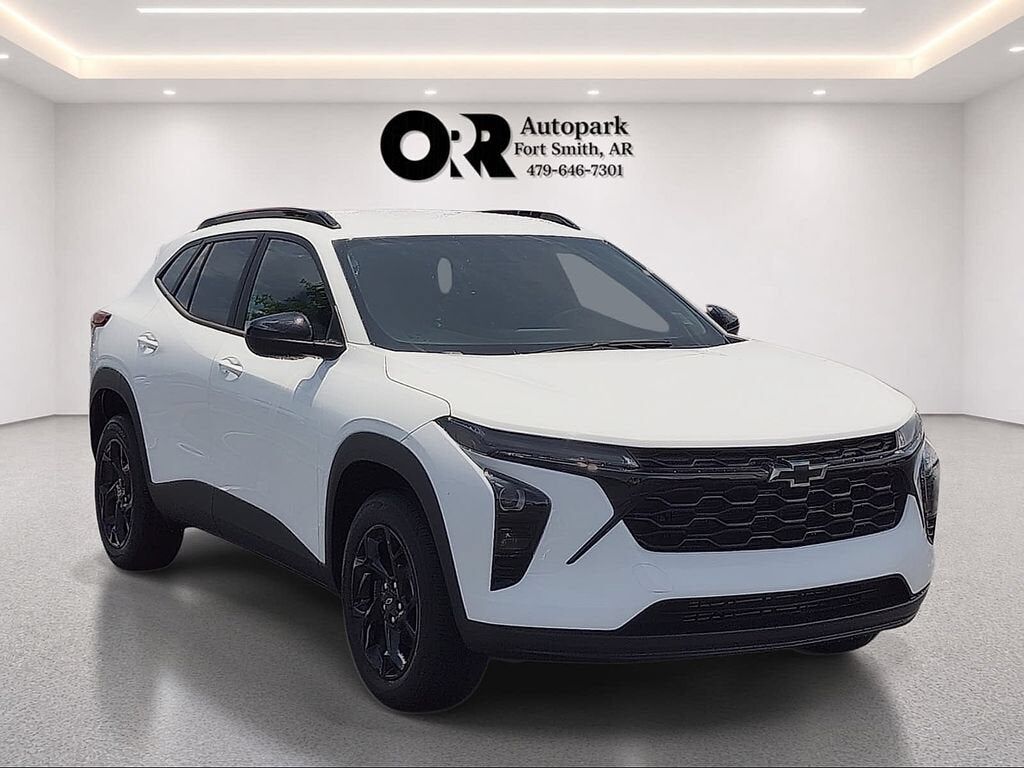 2026 CHEVROLET Trax