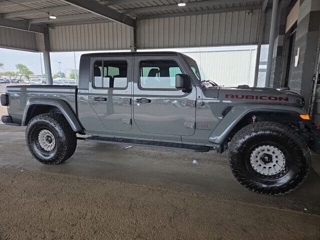2022 JEEP Gladiator