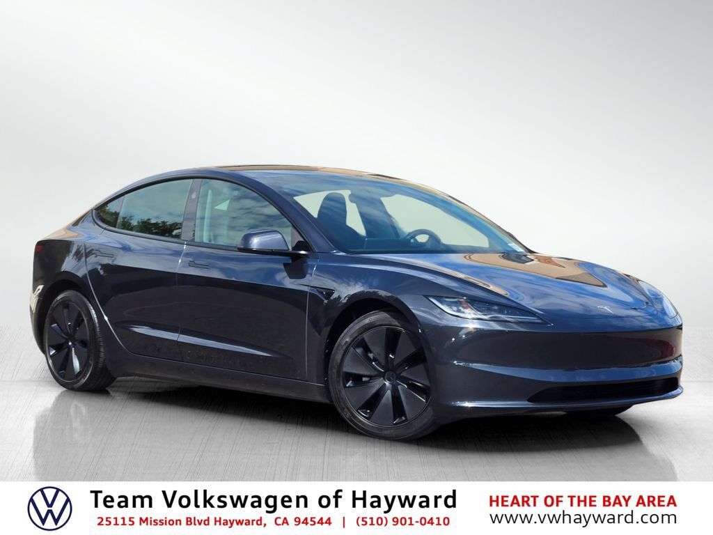 2024 TESLA Model 3