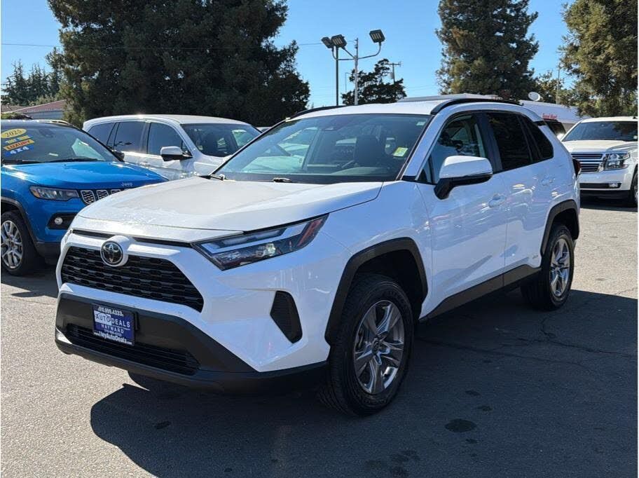 2025 TOYOTA RAV4