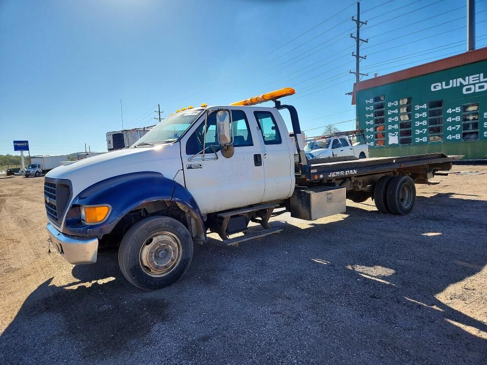 2000 FORD F-650