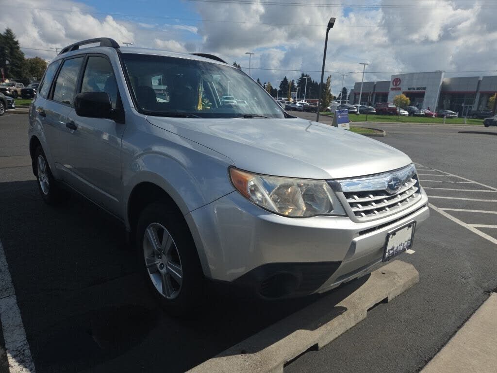 2011 SUBARU Forester