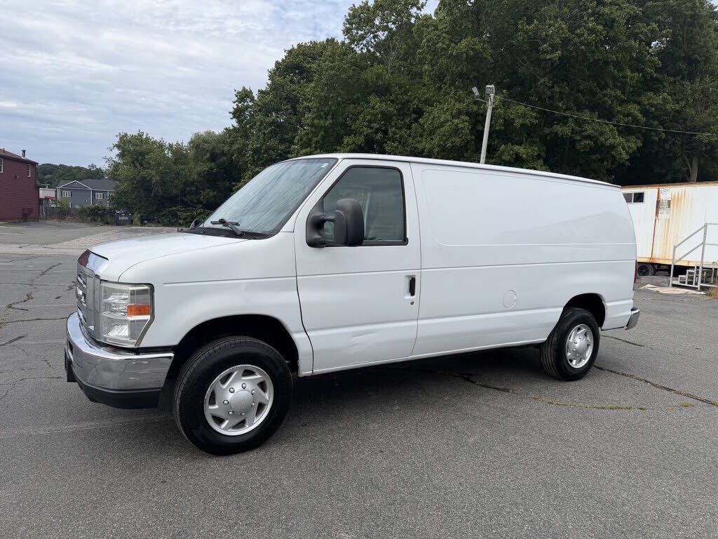 2011 FORD E-150