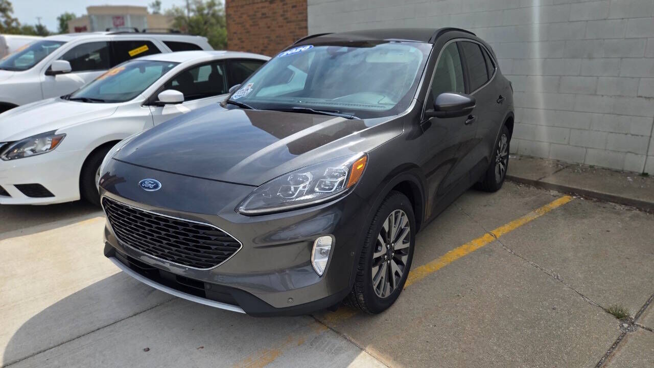 2020 FORD Escape