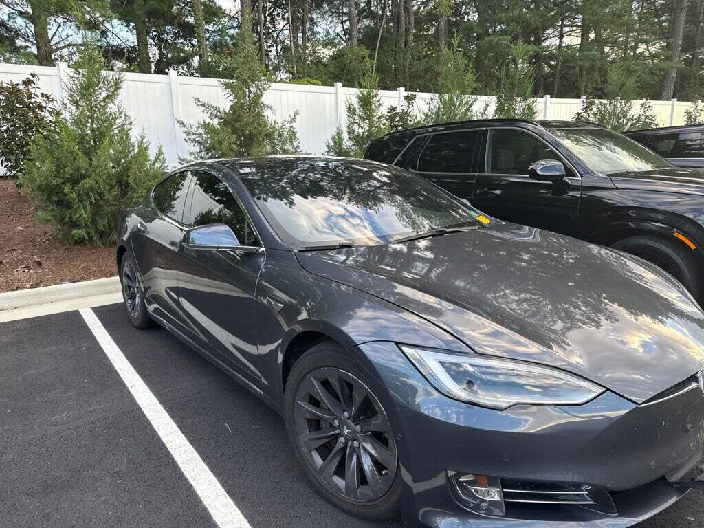 2019 TESLA Model S