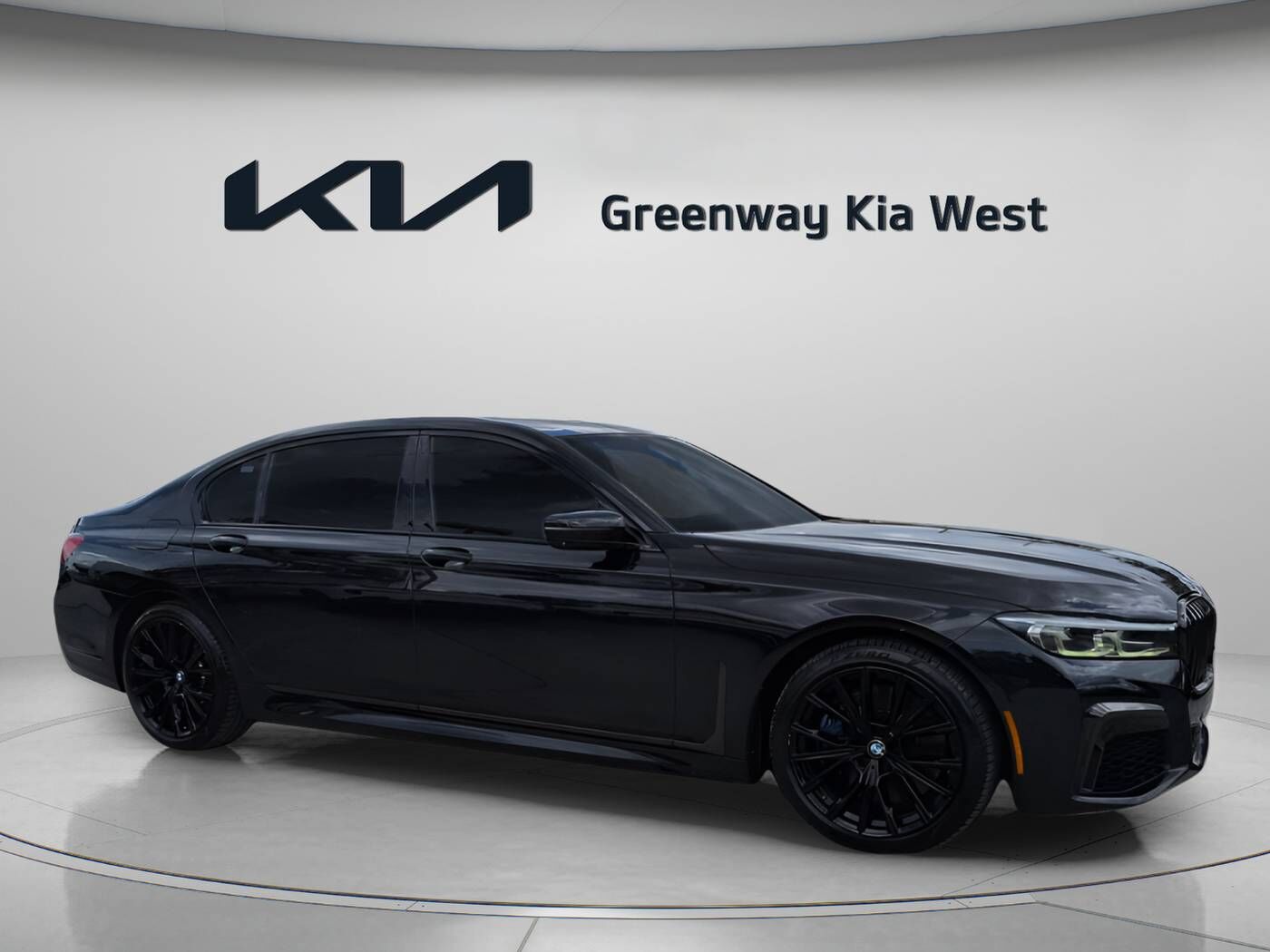 2021 BMW 750i
