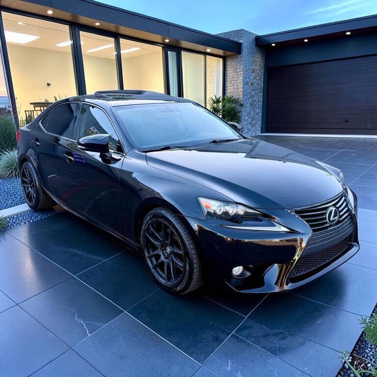 2014 Lexus IS