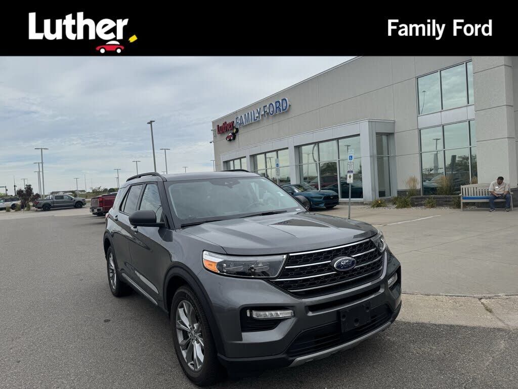 2022 FORD Explorer