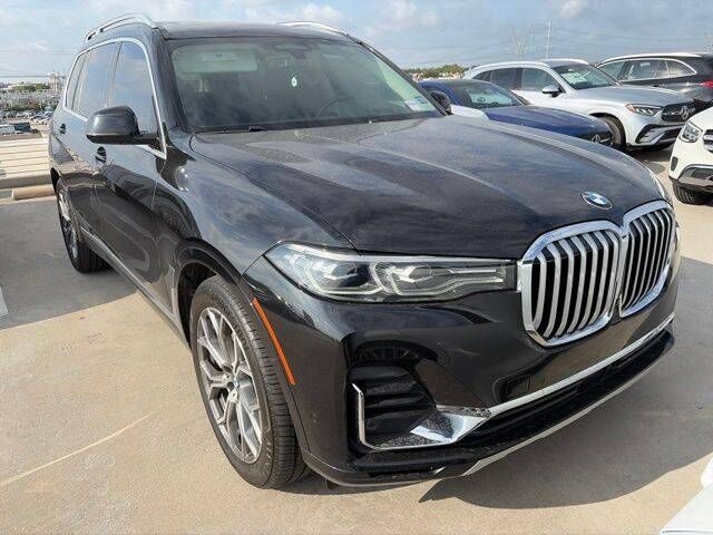 2021 BMW X7