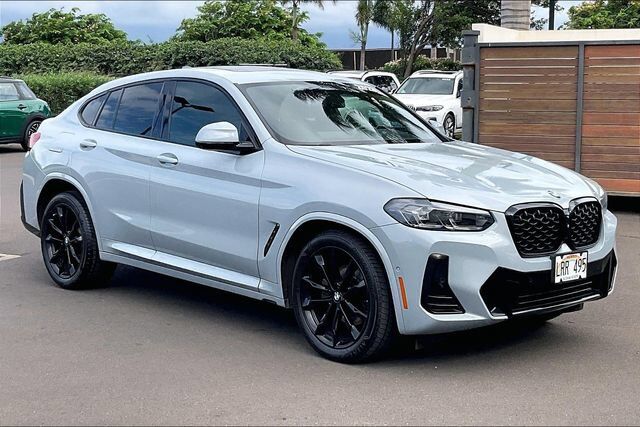 2023 BMW X4
