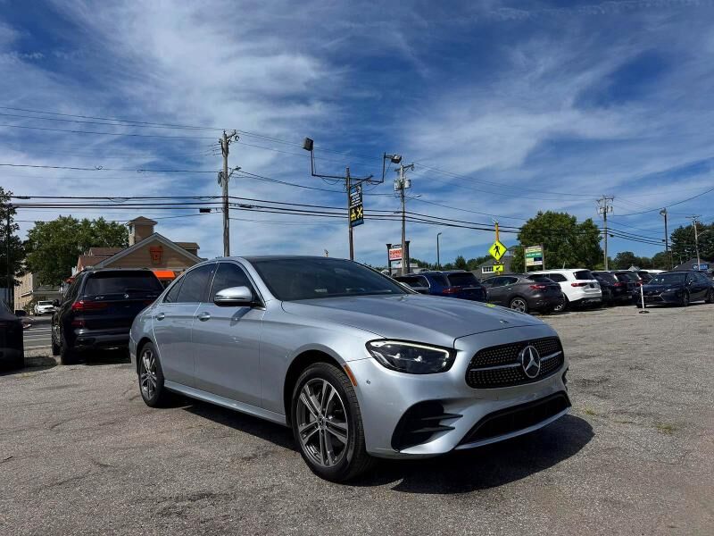 2021 MERCEDES-BENZ E-Class