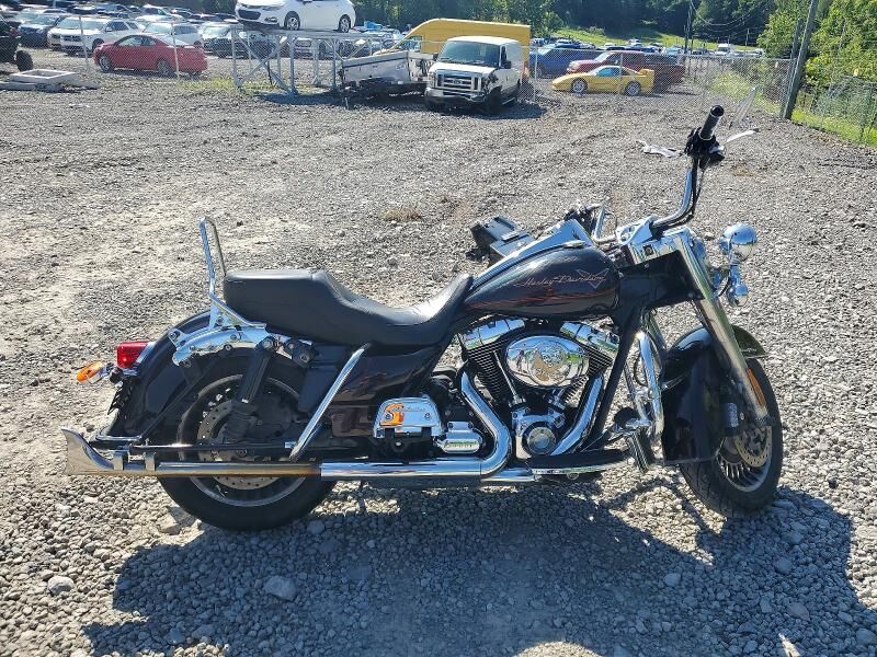 2011 HARLEY DAVIDSON Road King