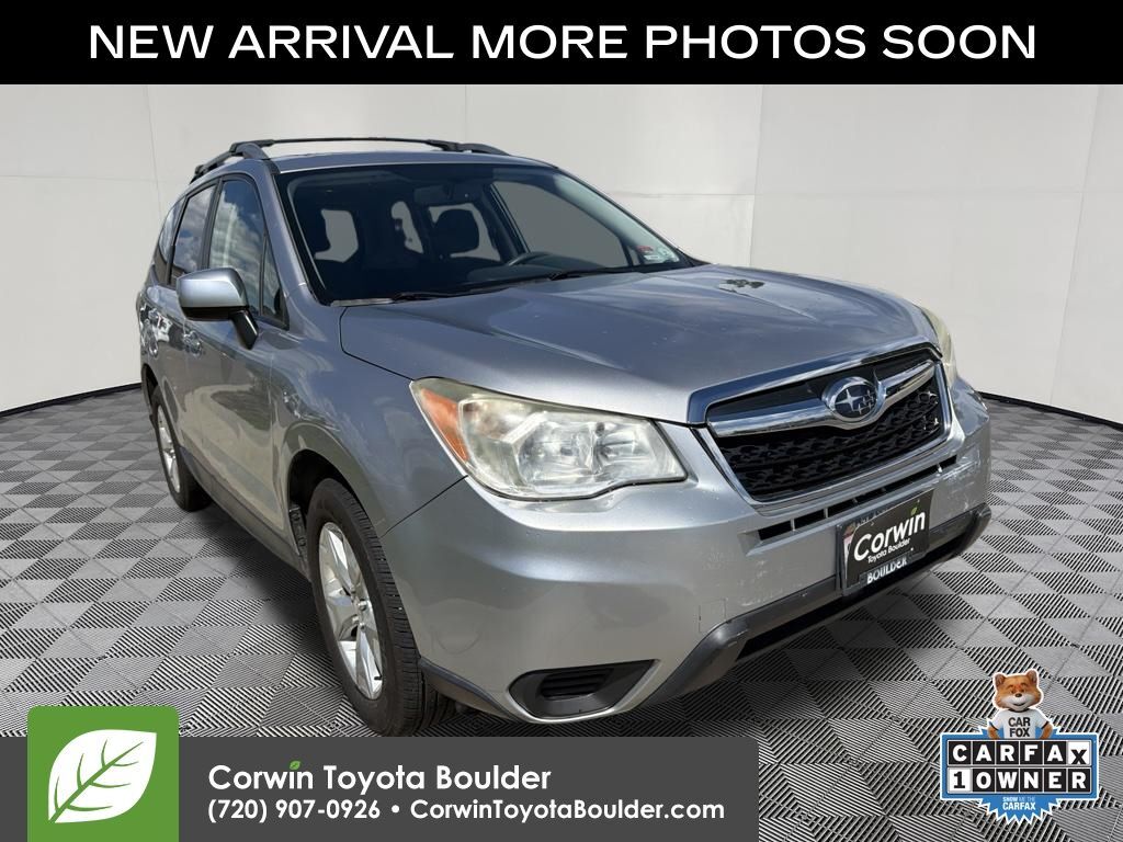 2014 SUBARU Forester
