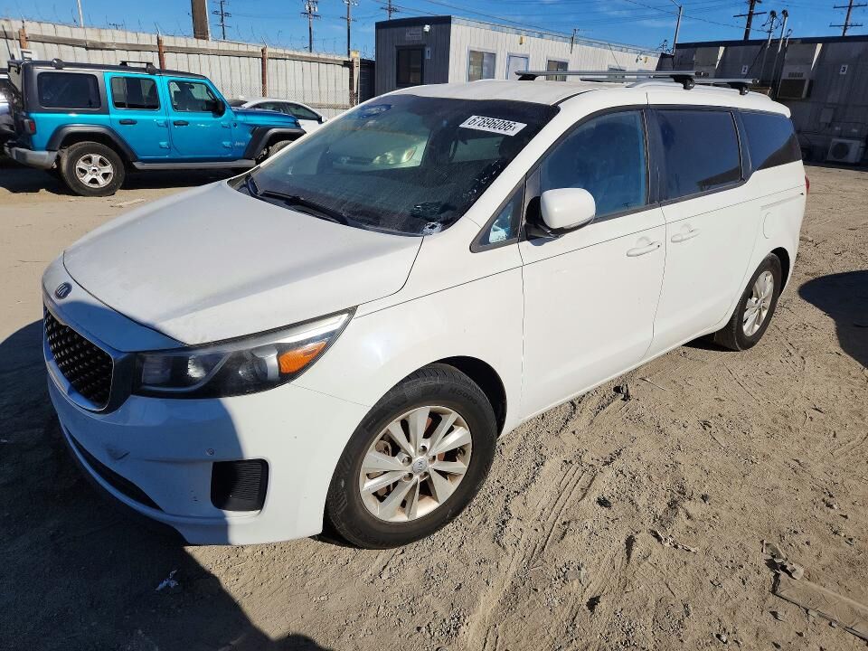 2016 KIA Sedona