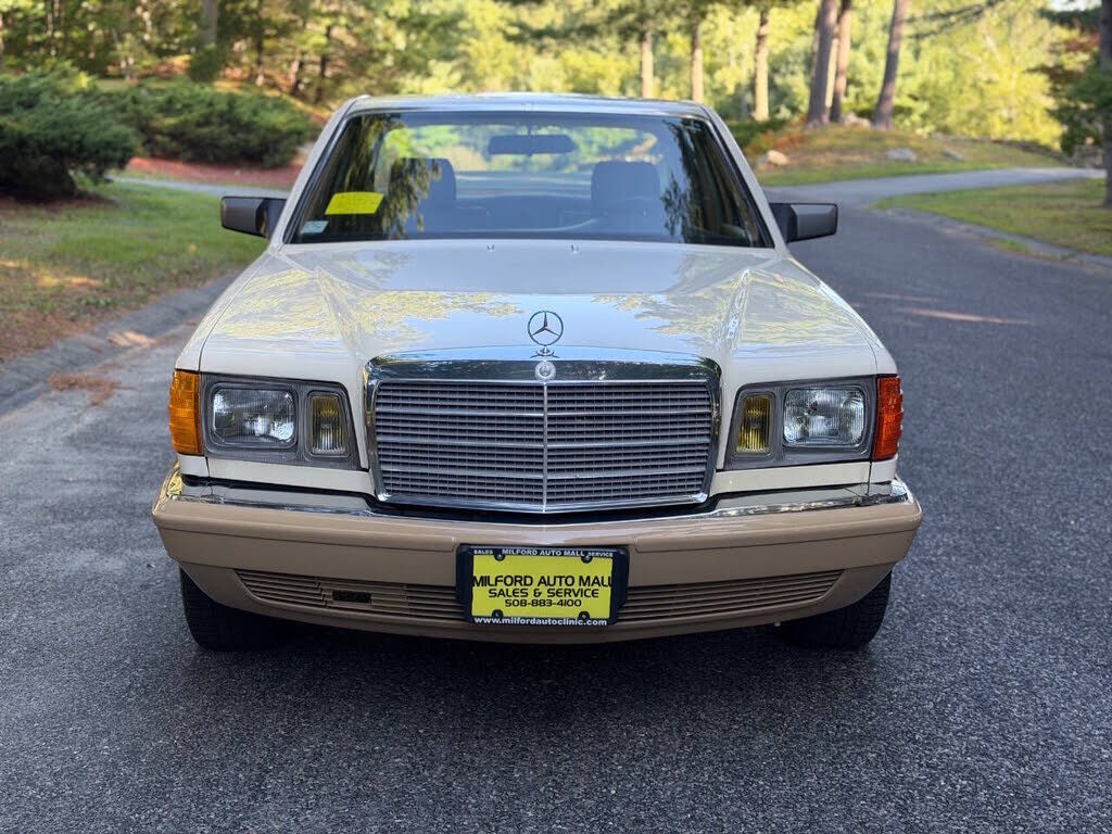 1983 Mercedes-Benz 300